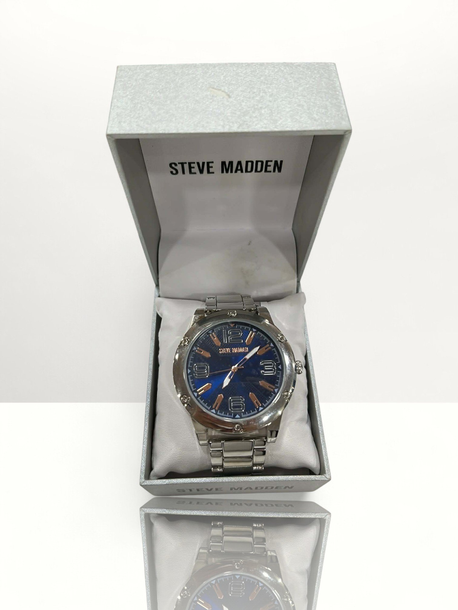 Steve Madden Men’s Stainless Steel Blue Dial Analog Watch - Image 3