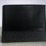 Guess Men's Wallet Bifold Leather Black With Gray Printed G