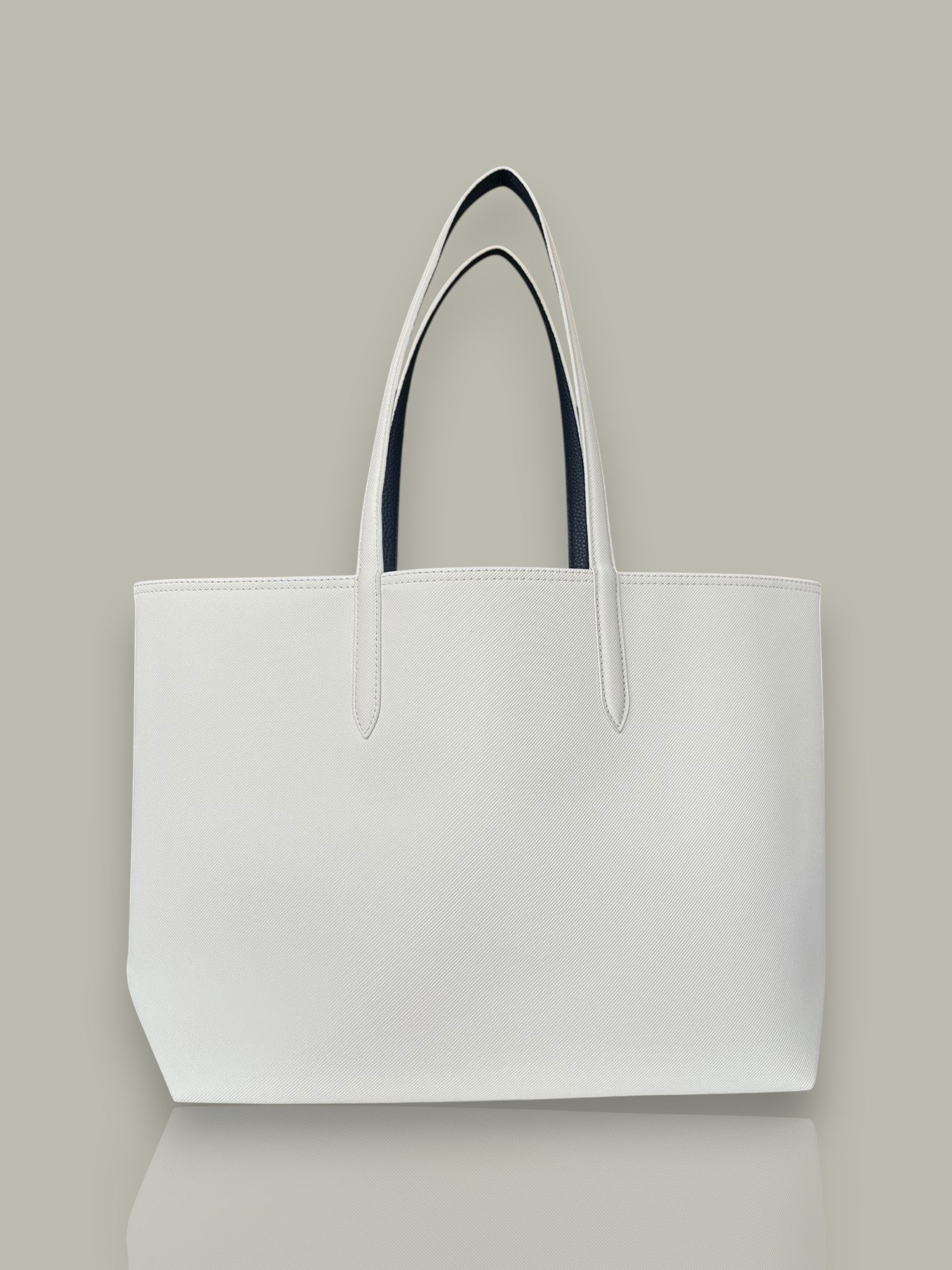 Lacoste Reversible Bicolor Tote Bag White and Navy Blue with a Removable Pouch. - Image 3