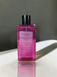 Victoria's Secret Bombshell Passion Fine Fragrance Mist 250mL (8.4 fl oz)