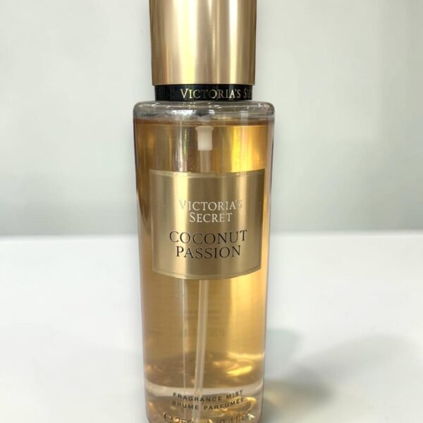 Victoria's Secret Coconut Passion Fragrance Mist 250 mL ( 8.4 Fl Oz )