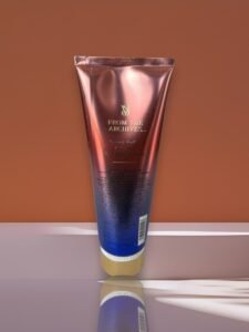 Victoria’s Secret Vanilla Lace Fragrance Lotion 236mL 8 Fl Oz - Image 2